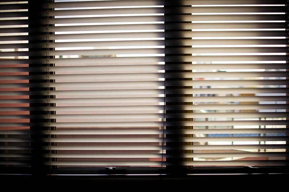 Choose Between Blinds and Window Shades